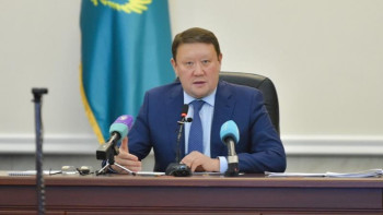 Фотография к новости: СҚО әкімі қоныс аударушыларға берілген үйдің сапасына қатысты пікір айтты