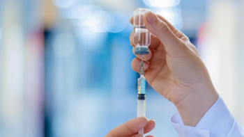 Фотография к новости: Бекболат Тілеухан вакцина алғанын растады