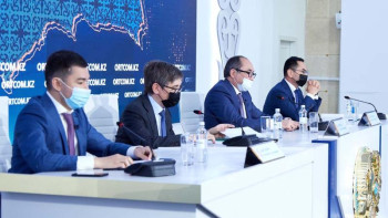 Фотография к новости: Халыққа қызмет көрсету орталығы дайын құжаттарды үйге әкеліп береді