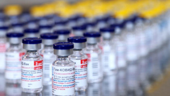 Фотография к новости: Карантинге дейінгі қалыпты өмірге оралу үшін кемінде 10 млн адам вакцина алуы тиіс – ДСМ