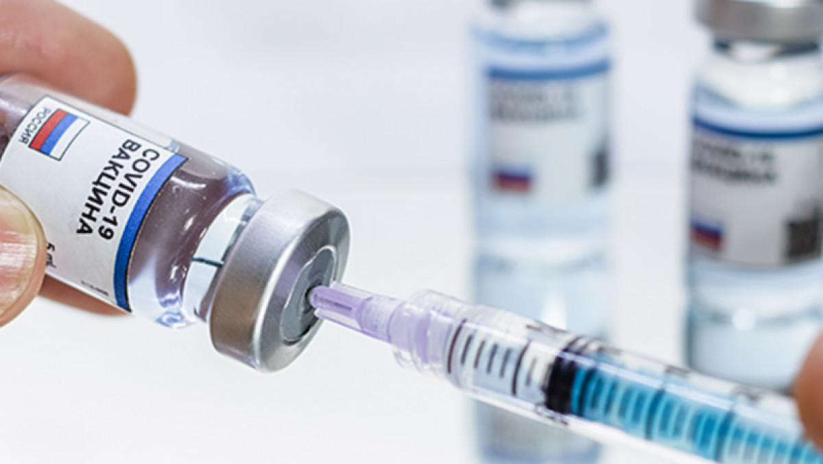 ДДСҰ COVID-19-ға қарсы вакцинаның үшінші дозасын салдырмауға кеңес береді