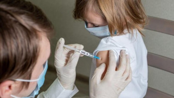 Фотография к новости: Елімізде балаларға СOVID-19-ға қарсы вакцина салу мәселесі әлі шешілген жоқ