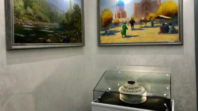 Ташкенттегі жаңа ғимаратқа Қазақстан атынан ерекше жәдігерлер сыйға берілген