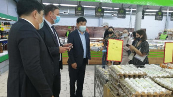 Фотография к новости: Өскеменде баға тұрақтылығын арнайы мониторингтік топ бақылайды 