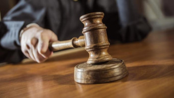 Фотография к новости: Пандемия кезінде аурухана қызметкерлерінің үстемақысын жымқырғандар сотталды