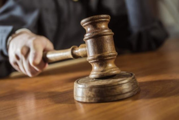 Фотография к новости: Пандемия кезінде аурухана қызметкерлерінің үстемақысын жымқырғандар сотталды