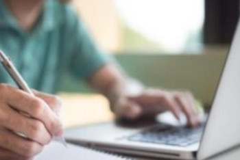 Фотография к новости: Грантқа түсуге 6 қадам: БҒМ талапкерлерге құжат тапсырудың жолын түсіндірді