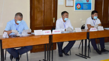 Фотография к новости: Түркістан облысында сайлаушылардың 77%-ы дауыс берді 