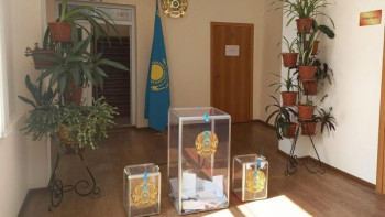 Фотография к новости: Қарағандыда сайлау комиссиясы мүшелерінің барлығы вакцина алған