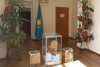 Фотография к новости: Қарағандыда сайлау комиссиясы мүшелерінің барлығы вакцина алған