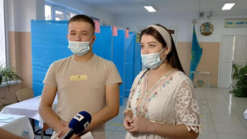 Фотография к новости: Төлеби ауданында жас жұбайлар өз таңдауын жасады