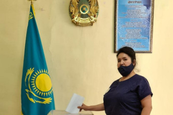 Фотография к новости: Қарағанды облысының Ынтымақ ауылында сайлаушылардың 62%-ы дауыс беріп үлгерді