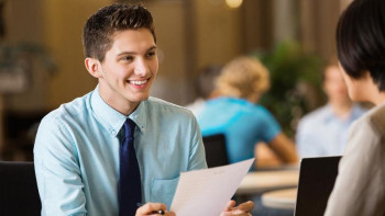 Фотография к новости: Аймағамбетов: Студенттерден жұмысқа орналасқаны туралы анықтаманы сұратудың қажеті жоқ