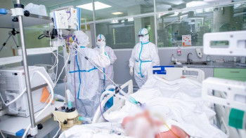 Фотография к новости: Вакцина алмағандардың 98%-ы ковидті реанимацияға түсуде – дәрігер