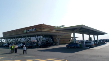 Фотография к новости: Республикалық маңызы бар жол бойына намазхана мен душы бар кешендер салына бастады