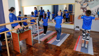 Фотография к новости: Инклюзивті би: Хореография ерекше балаларға қалай көмектеседі?