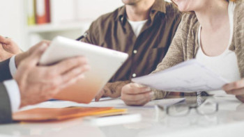 Фотография к новости: Алматылықтар бір ай көлемінде құқықтық кеңесті тегін ала алады