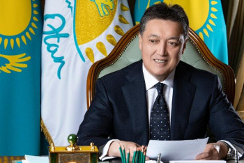 Фотография к новости: Мамин дәстүрлі форматта оқытуға көшу бойынша бірқатар тапсырма берді