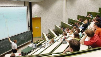 Фотография к новости: ЖОО мұғалімдерінің шекті жалақысы бекітілді – Аймағамбетов