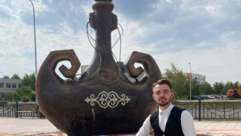 Фотография к новости: Ниет болса тіл үйрену қиын емес – Владислав Вебер