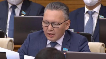 Фотография к новости: Депутат баспана мәселесіне қатысты қиын жағдайға тап болғандар туралы айтты