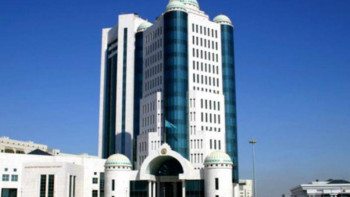 Фотография к новости: Сенаторлар бір күндік жалақыларын Жамбылдағы жарылыстан зардап шеккендерге аударды