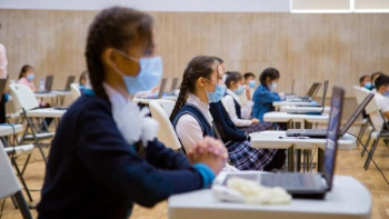 Фотография к новости: Ауру белгісі бола тұра баласын мектепке жібергендер әкімшілік жауапқа тартылады