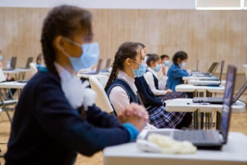 Фотография к новости: Ауру белгісі бола тұра баласын мектепке жібергендер әкімшілік жауапқа тартылады