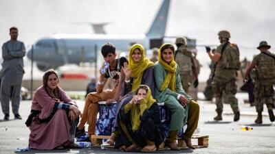 АҚШ мемдепартаменті Ауғанстаннан эвакуацияланған адамдар саны туралы айтты
