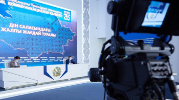 Фотография к новости: Нүкежанов әлеуметтік желілерде дін мәселесін қозғайтын азаматтарға кеңес берді