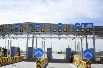 Фотография к новости: Ақылы жолдарды қамтуға республикалық бюджеттен ақша бөлінбейді – Қамалиев