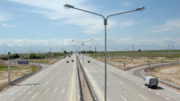 Фотография к новости: Мәжілісте жолдың тез бұзылуына жол бермейтін заң жобасы таныстырылды