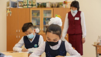 Фотография к новости: COVID-19: Шығыс Қазақстанда 400-ге жуық оқушы індетке шалдыққан