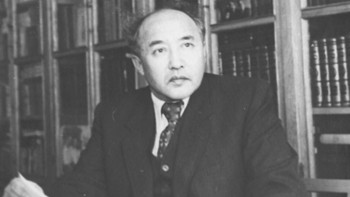 Фотография к новости: Мұхтар Әуезов қазақ елі түбі Тәуелсіздік алатынын өз шығармасында атап өткен