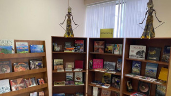 Фотография к новости: Ұлттық академиялық кітапханада Индонезия бұрышы ашылды