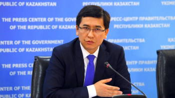 Фотография к новости: Мектеп тапсырыла ма, жоқ па?: Аймағамбетов Қосшыдағы білім ордасына қатысты тапсырма берді