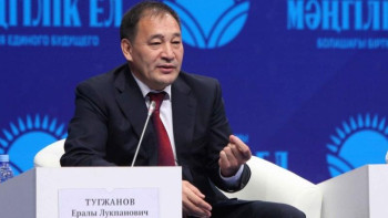 Фотография к новости: Тоғжанов жас депутат Мәди Ахметовтың сауалына жауап берді