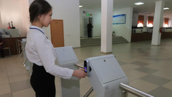 Фотография к новости: Мектептерде бала қауіпсіздігі қалай сақталады