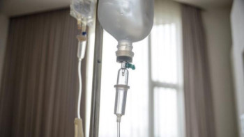 Фотография к новости: Дәрігерлер көпірде жол апатынан аман қалған қыздың жағдайы туралы айтты