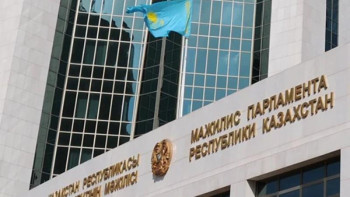 Фотография к новости: Елімізде хабарландыру, баға көрсеткіштері мен ас мәзірі мемлекеттік тілде жазылатын болды