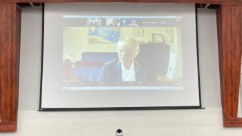 Фотография к новости: Нобель сыйлығының лауреаты Қазақстан студенттеріне лекция оқыды