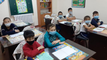 Фотография к новости: Аймағамбетов: Бір сыныпта 40-45 баладан отырғызып, ақша үнемдеуге болмайды