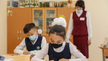 Фотография к новости: БҒМ қанша мұғалім КВИ-мен ауырғанын айтты