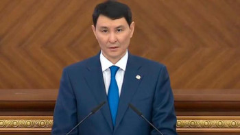 Фотография к новости: Министр жергілікті бюджеттің шығысы қанша теңге екенін айтты