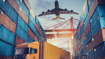 Фотография к новости: Президент трансшекаралық логистика мен еркін сауда орнату мәселесін көтерді