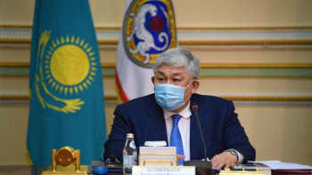 Фотография к новости: Көшербаев тарих ғылымы алдында тұрған келелі міндеттерді атады