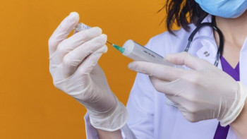 Фотография к новости: Коронавирус: Ревакцинациядан бас тартқандарға шара қолданыла ма?