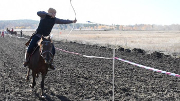 Фотография к новости: #Тәуелсіздік30. Ат спорты фестивалі. Жамбы ату