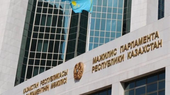 Фотография к новости: Мәжілісте алдағы үш жылға арналған республикалық бюджет туралы заң жобасы мақұлданды