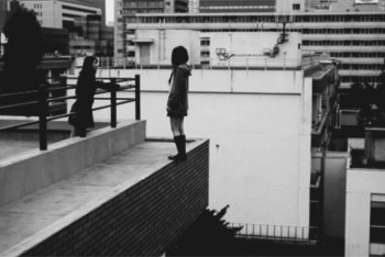 Фотография к новости: Каринова Ақтөбедегі 13 жасар қыздың өліміне қатысты түсініктеме берді